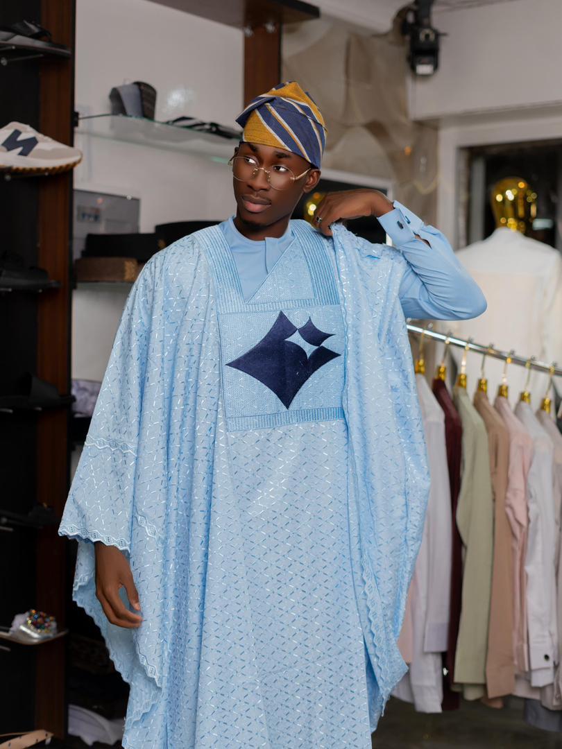 Grand boubou ciel au losange marine — bleu ciel, vue 1